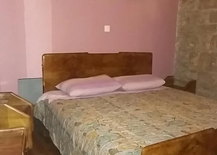 Family Friendly With A Swimming Pool Veli Mlun, Istria - Sredisnja Istra - 13099 * Buzet