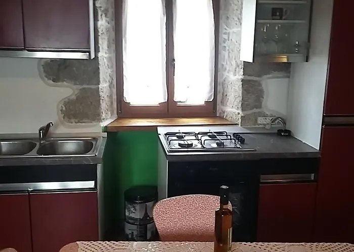 Family Friendly With A Swimming Pool Veli Mlun, Istria - Sredisnja Istra - 13099 Lejlighed Buzet