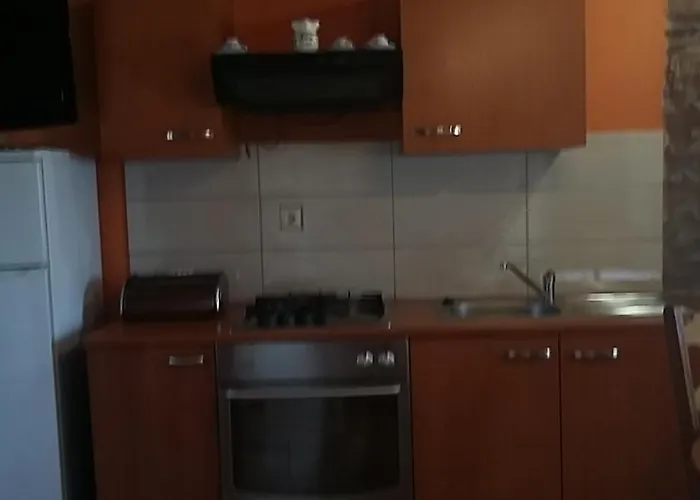 Family Friendly With A Swimming Pool Veli Mlun, Istria - Sredisnja Istra - 13099 Lejlighed Buzet